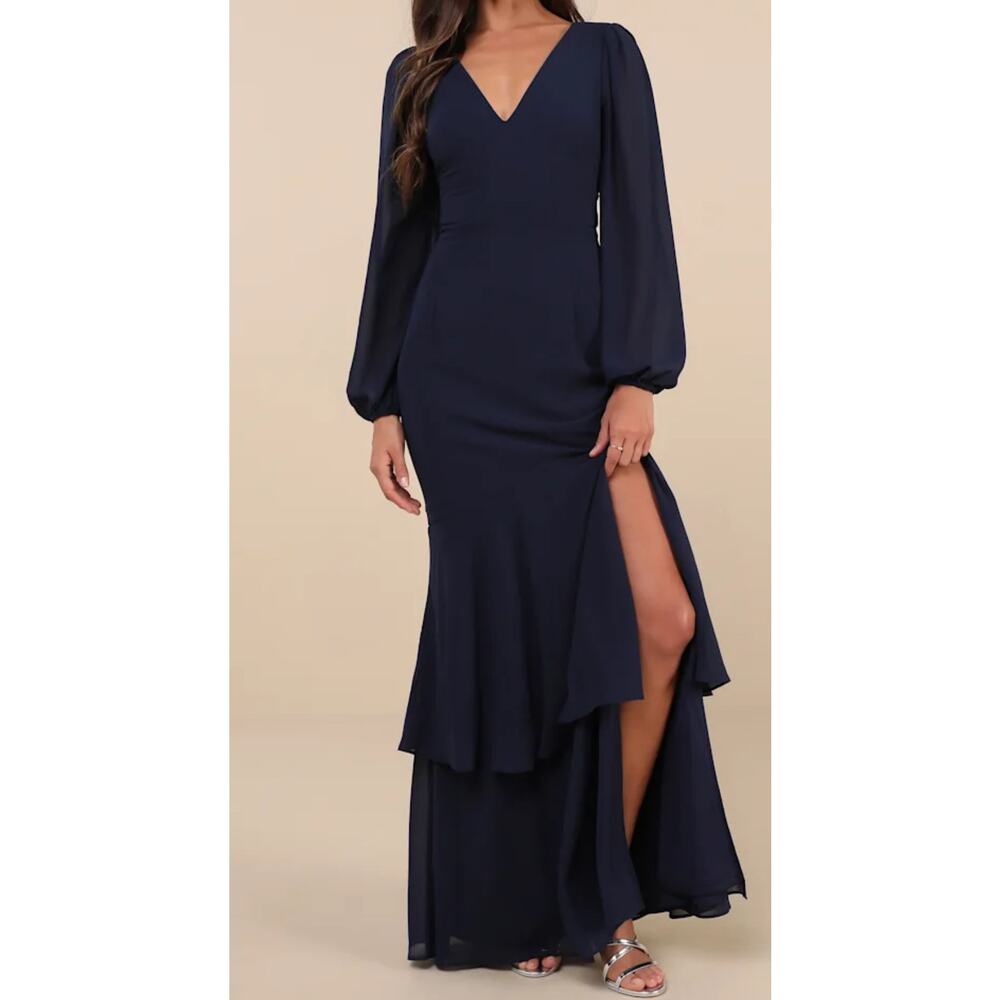 Elegant Navy Blue Evening Gown
